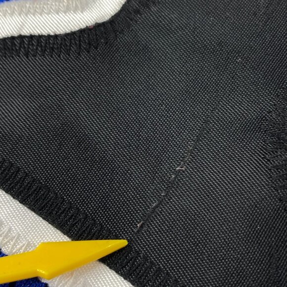 Vtg Minnetonka Skippers Hockey Jersey #17 Men's XL Blue Performance V Neck - Picture 9 of 12